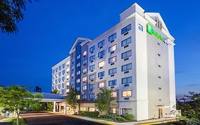 Holiday Inn Express Hauppauge-Long Island, An Ihg Hotel